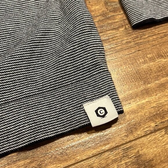 Jack & Jones Core small stripe patterned cross neck hoodie - Picture 3 of 12